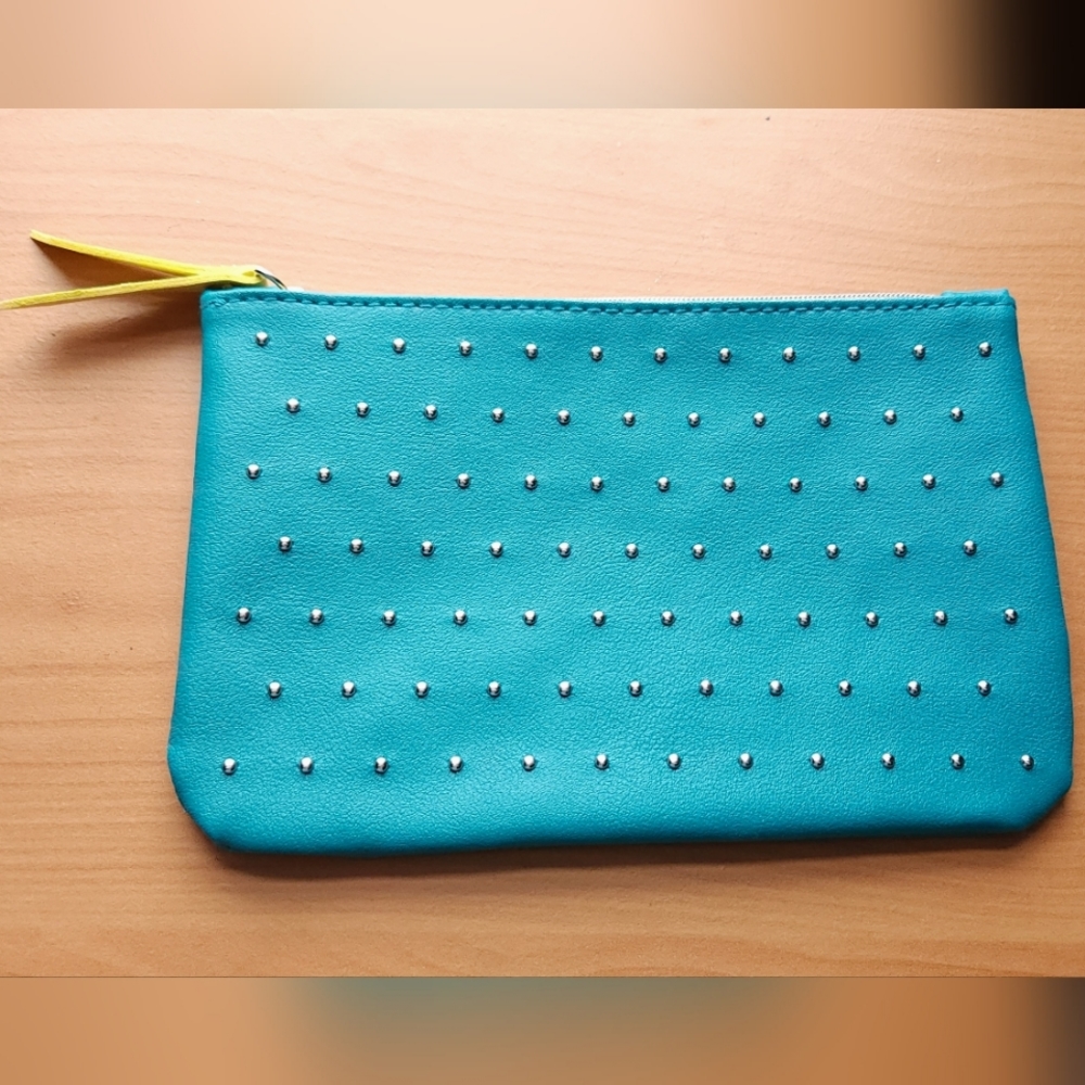 Ipsy Turquoise Makeup Bag